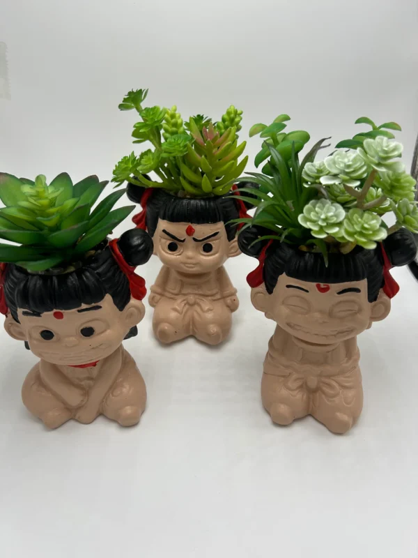 Artificial succulent arrangement