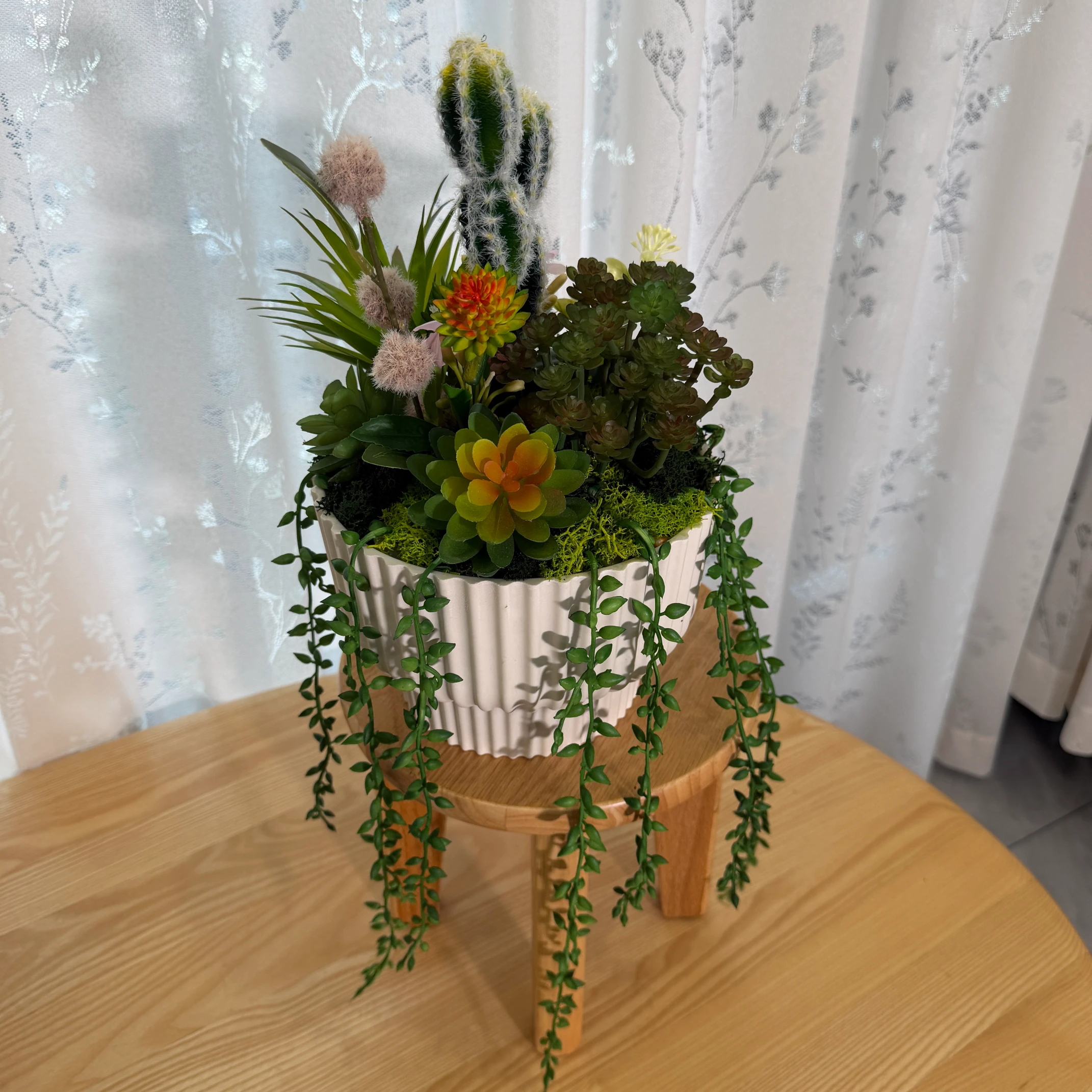 DR0074 (1) Artificial Cactus & Succulent Mix in White Ceramic Pot