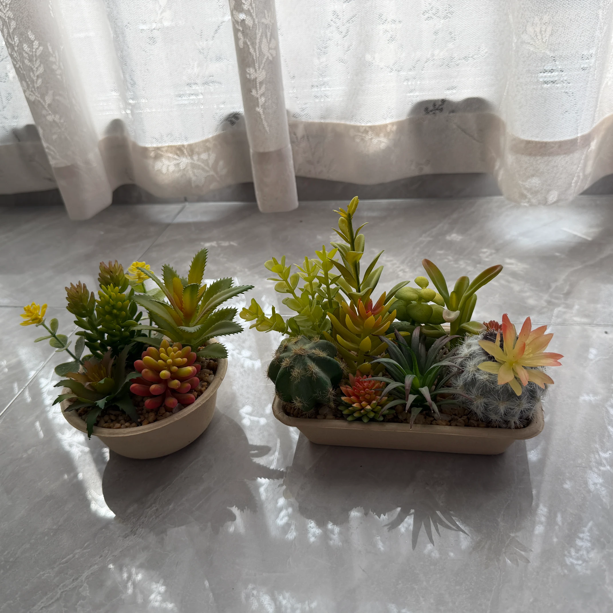 DR0106 (8) profile - Small Faux Succulent for Desk