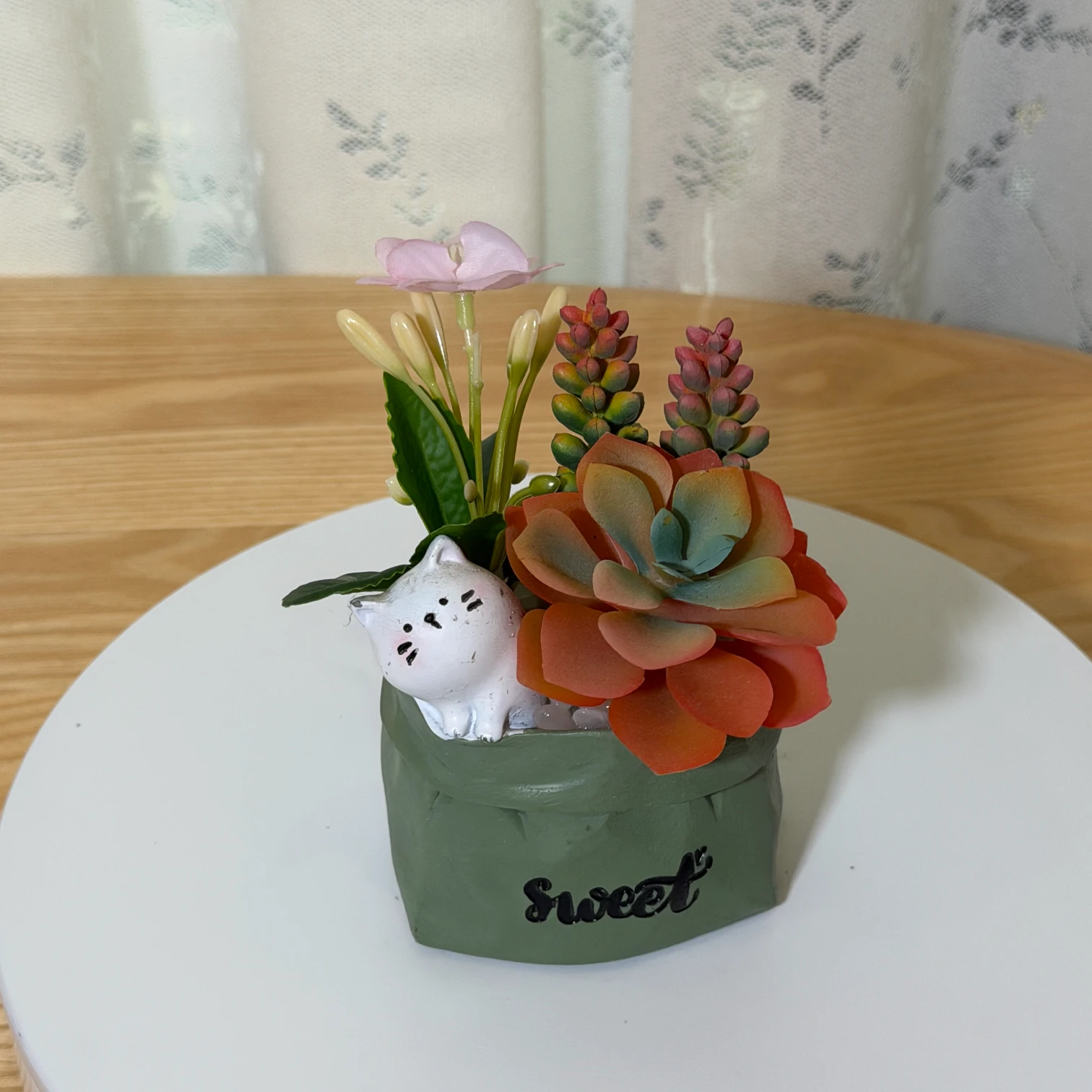 DR0143 (3) profile - Indoor Faux Succulent Pot