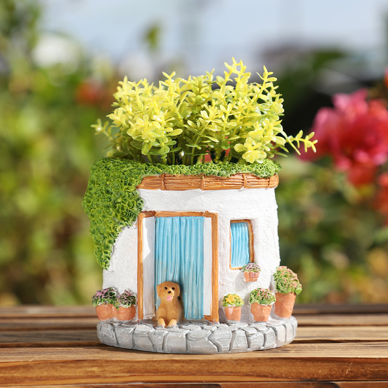 KT0013 (1) - Cute Cottage Resin Succulent Planter Set
