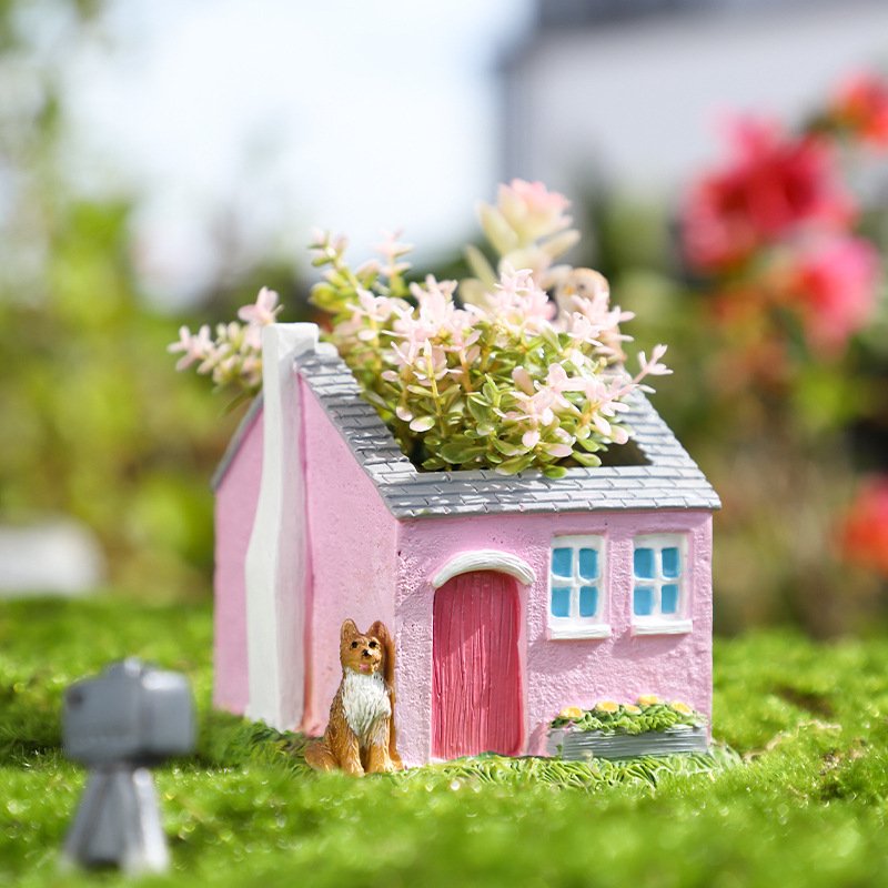 KT0013 (3) - Cute Cottage Resin Succulent Planter Set