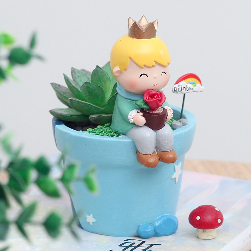 KT0020 (2) - The Little Prince Resin Succulent Planter Set