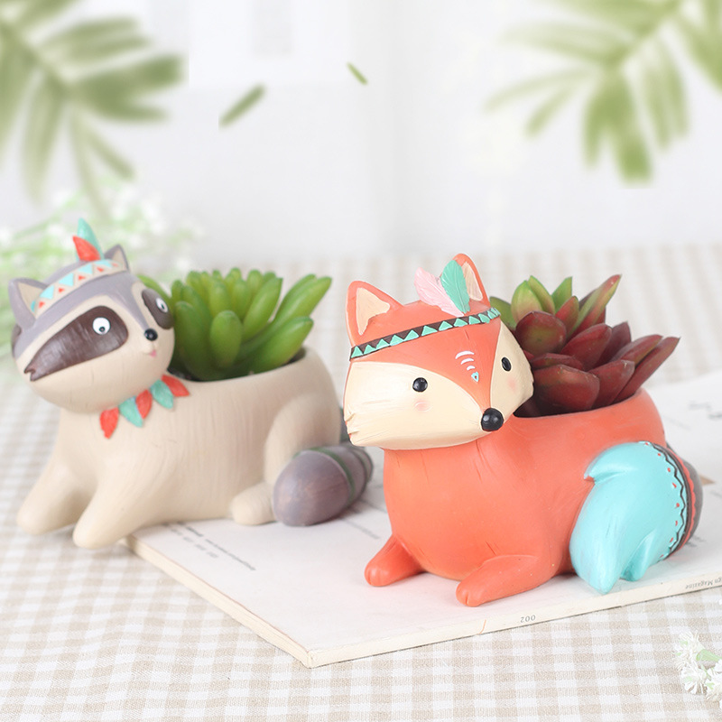 KT0041 (4) - Resin Succulent Planters