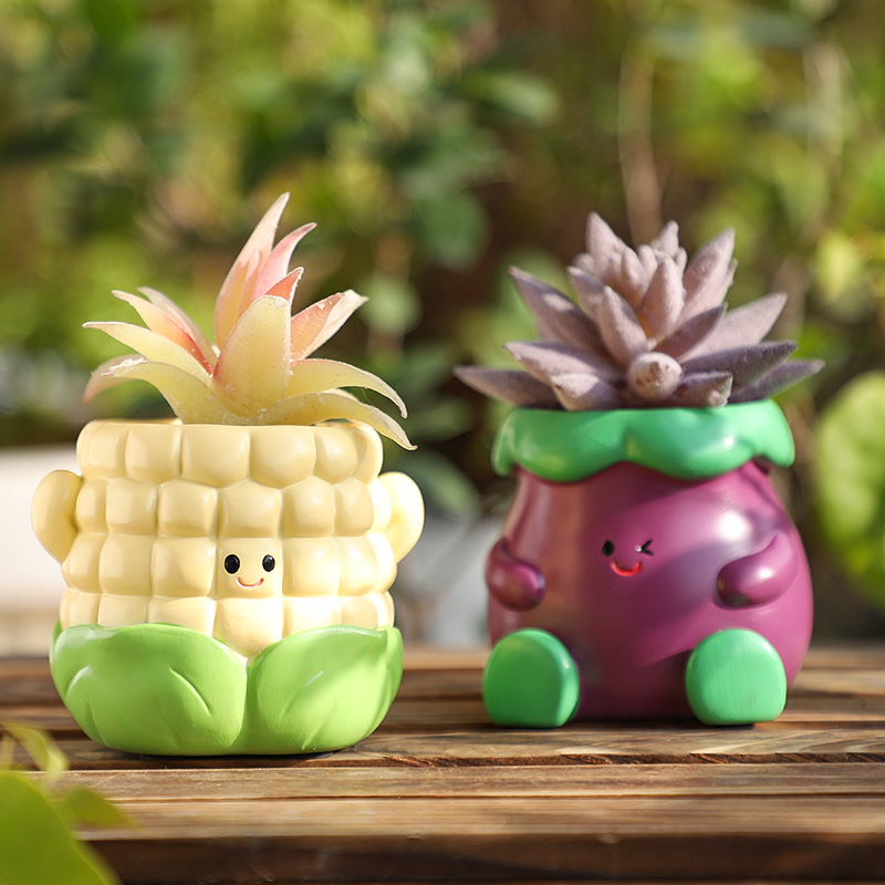 KT0052 (1) - Kawaii Vegetable Resin Succulent Planters