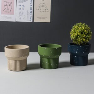 VA0025 (5) profile - Modern Split-Design Concrete Planter