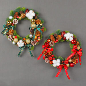 WCH0004 (2) profile - Vintage Christmas Wreaths with Cotton & Pinecones
