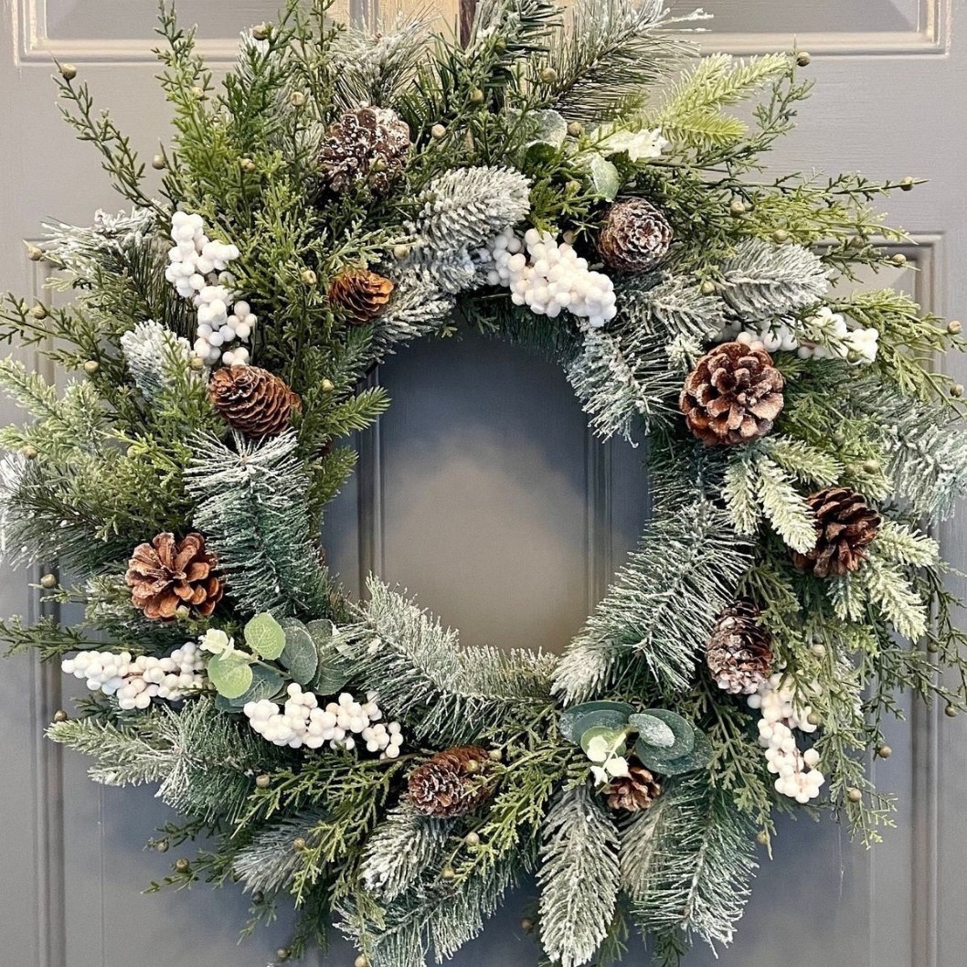 WWI0003 (2) - Festive Winter Evergreen Wreath Collection