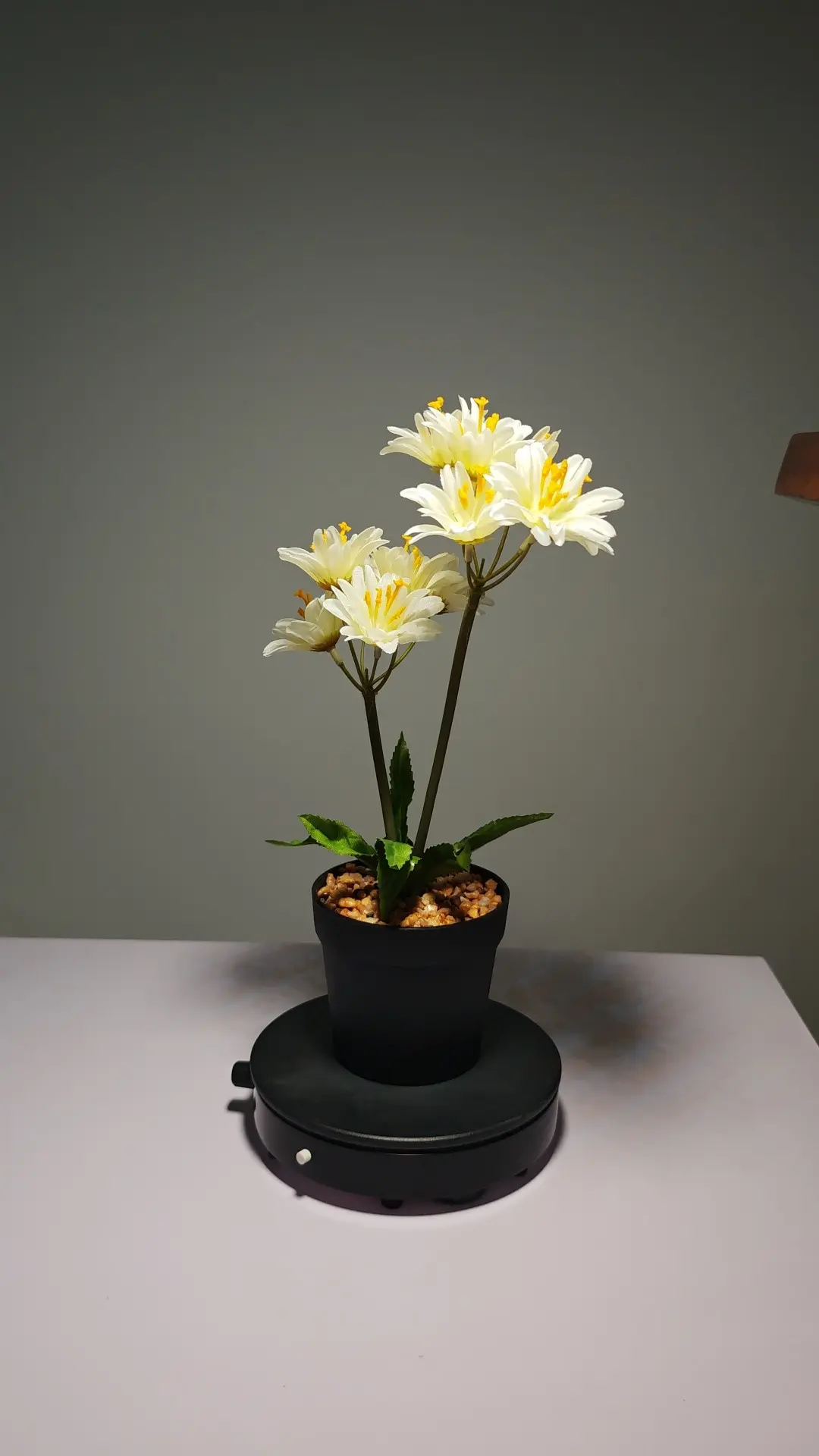 ZH0012 (6) - Artificial White Lily-Like Flower Arrangement